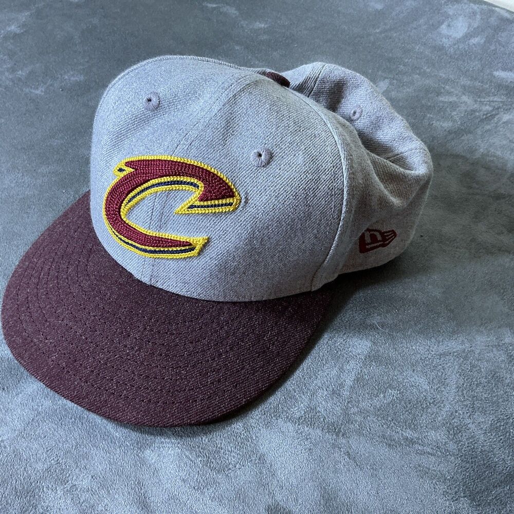 Cleveland Cavaliers NBA Size 7 New Era Fitted Cap Hat